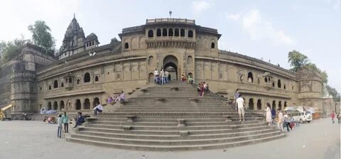 Maheshwar Fort Narmada Ghats